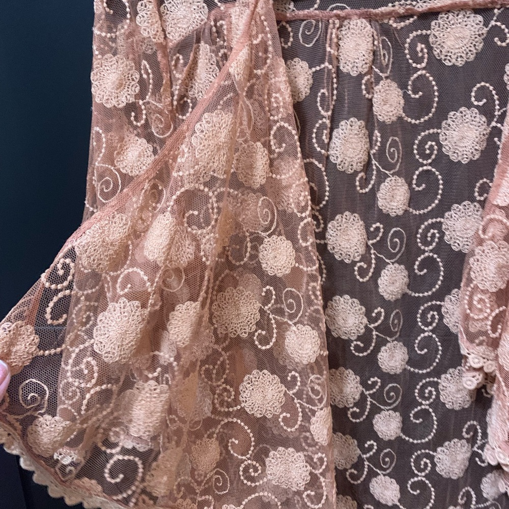Lace Floral Kimono,Cardigan,size large,unique,feminine,cute,flirty,sweet - Picture 5 of 5